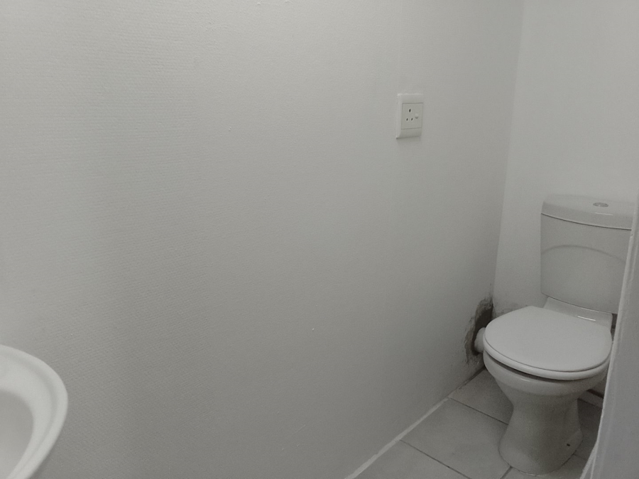 To Let commercial Property for Rent in George Central Western Cape